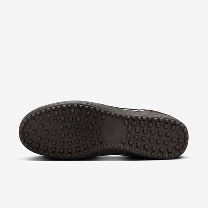 Nike Field General