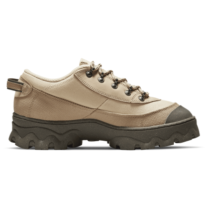 Clarks Torview Embossed