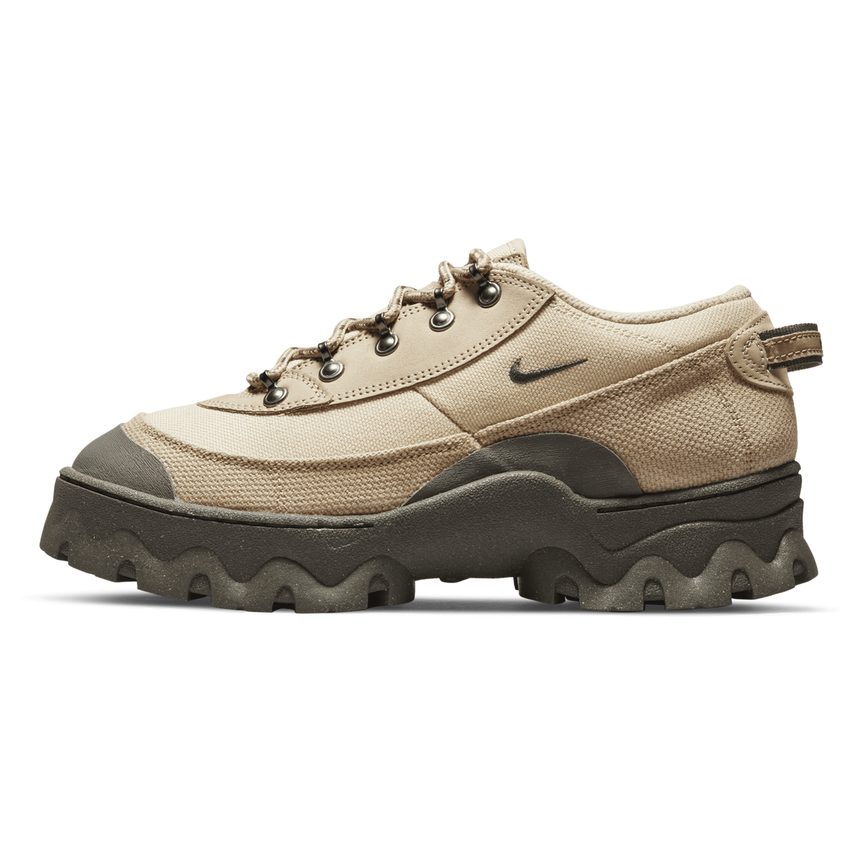 Clarks Torview Embossed